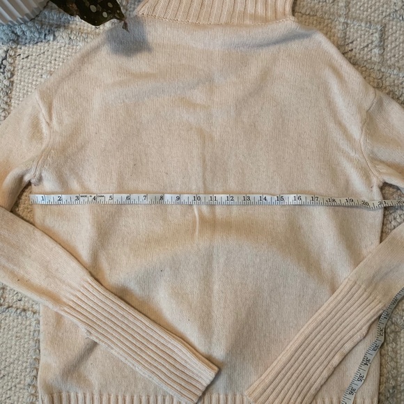 Moth by Anthropologie Wool Turtle Neck - Picture 5 of 9